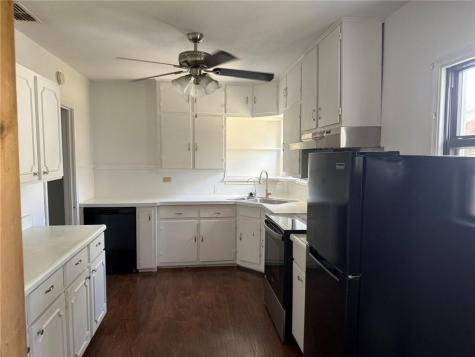 822 E Warren Avenue Kingsville TX 78363