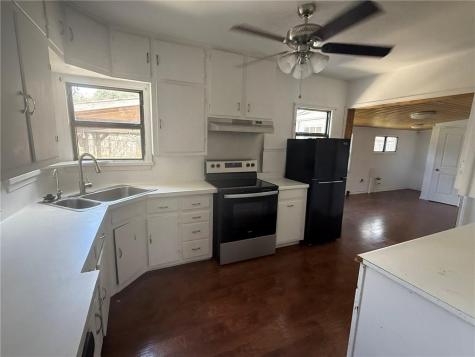 822 E Warren Avenue Kingsville TX 78363