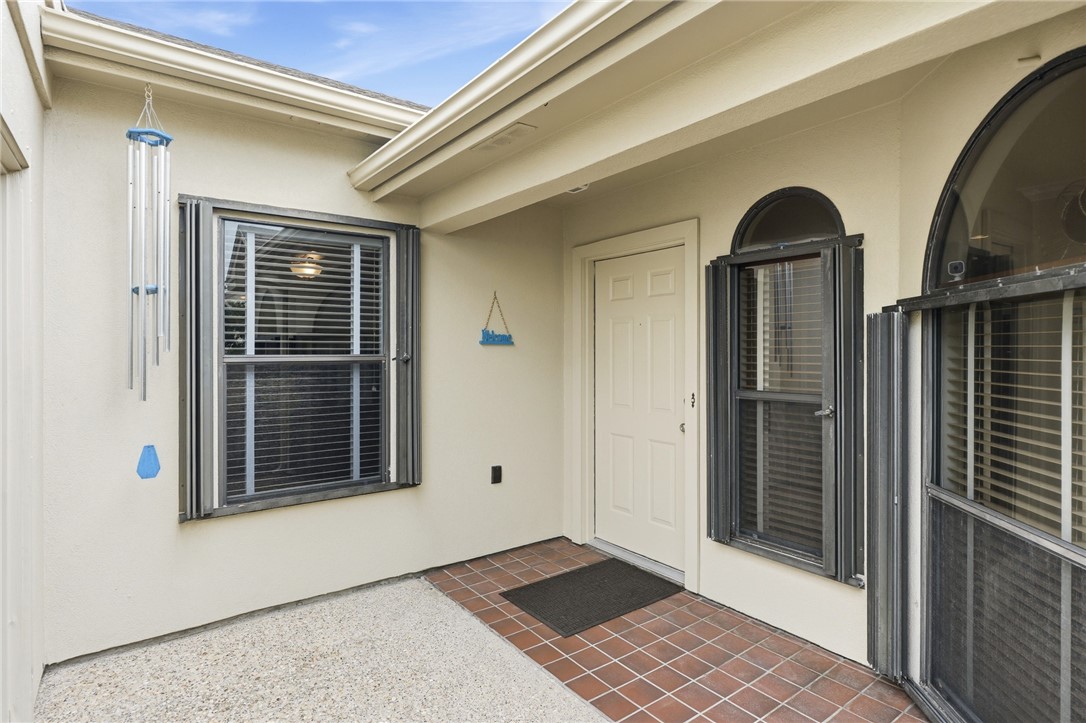 107 Pebble Creek Drive Rockport TX 78382