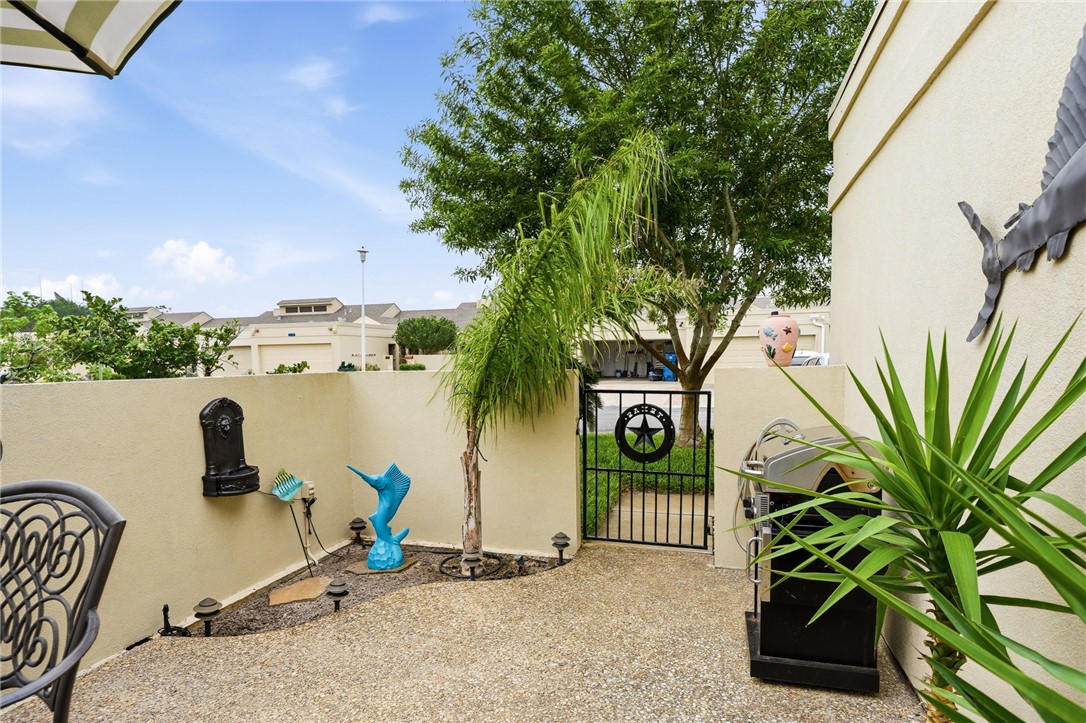 107 Pebble Creek Drive Rockport TX 78382