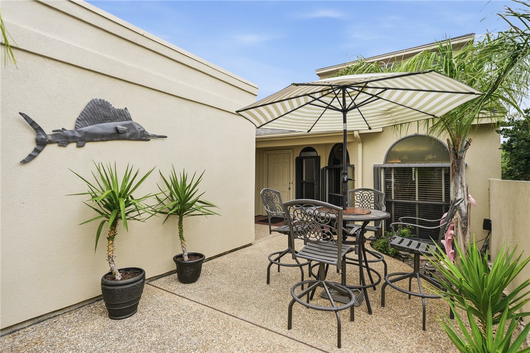107 Pebble Creek Drive Rockport TX 78382