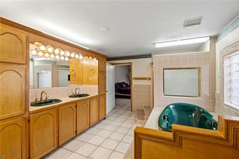 230 Cr 3071 Orange Grove TX 78372