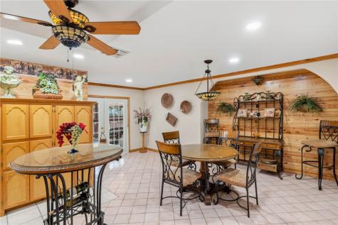 230 Cr 3071 Orange Grove TX 78372