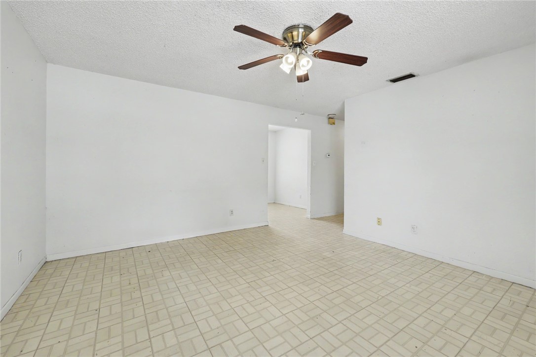 202 Canyonview George West TX 78022