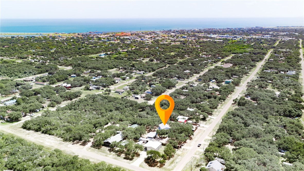 1324 N Verne Street Rockport TX 78382