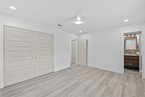 1907 Johnson Avenue Rockport TX 78382