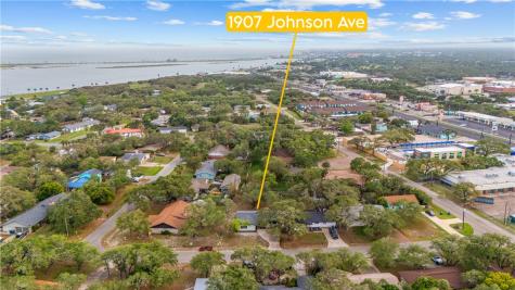 1907 Johnson Avenue Rockport TX 78382