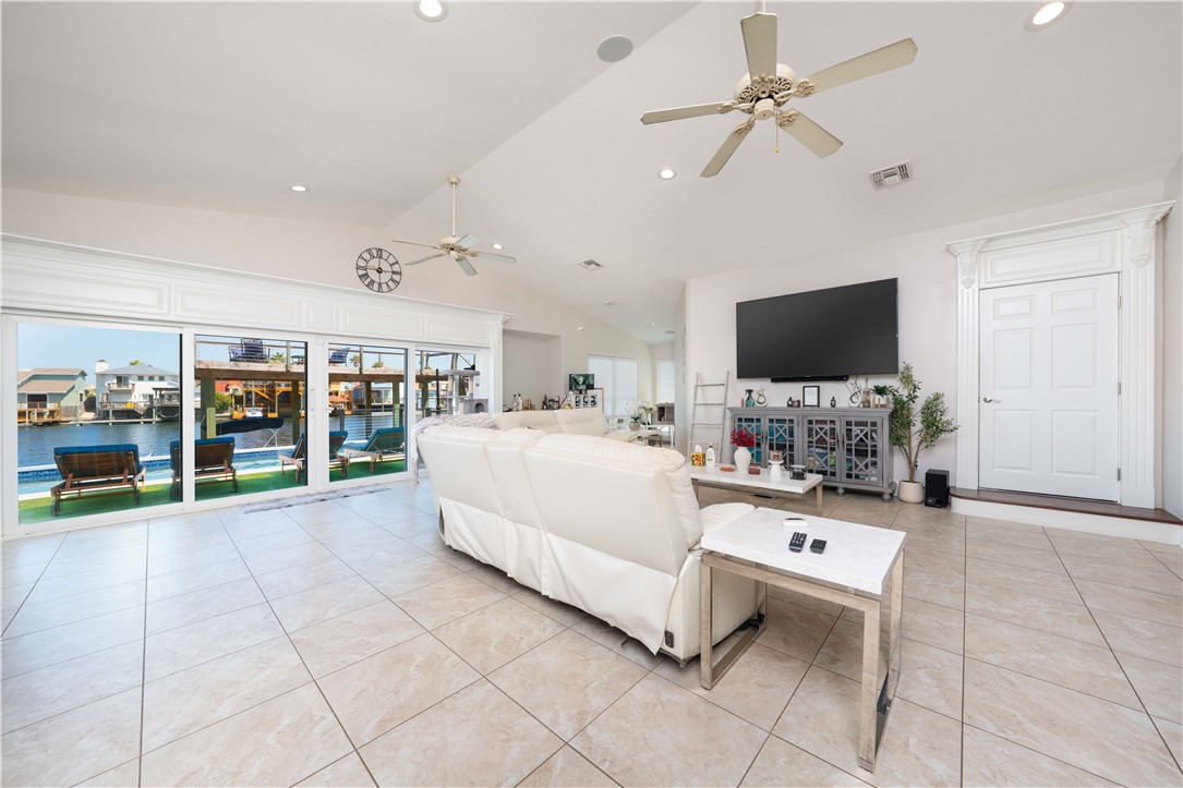 13730 Hawksnest Bay Drive Corpus Christi TX 78418