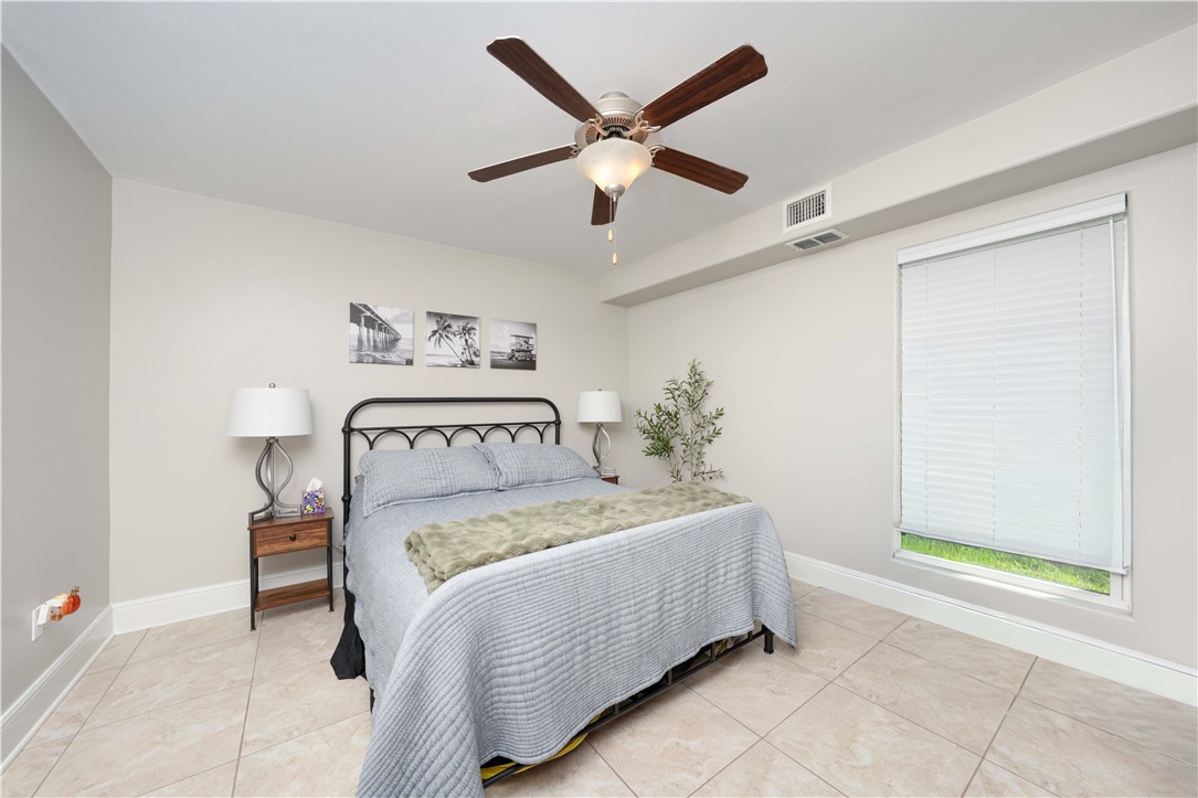 13730 Hawksnest Bay Drive Corpus Christi TX 78418