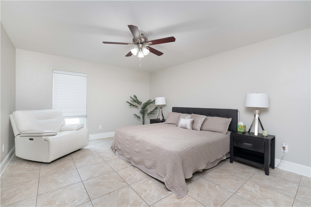 13730 Hawksnest Bay Drive Corpus Christi TX 78418
