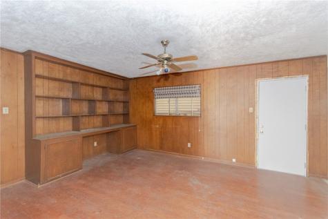 1037 Comal Street Corpus Christi TX 78407