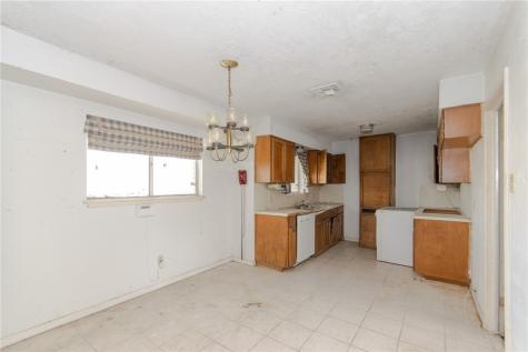 1037 Comal Street Corpus Christi TX 78407