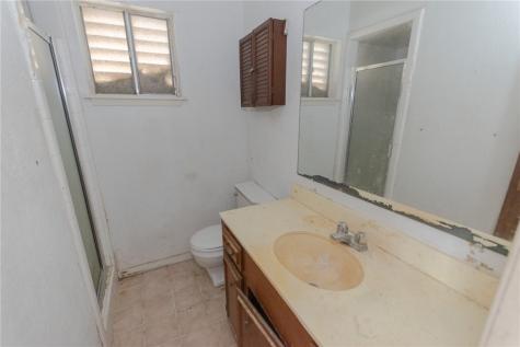 1037 Comal Street Corpus Christi TX 78407