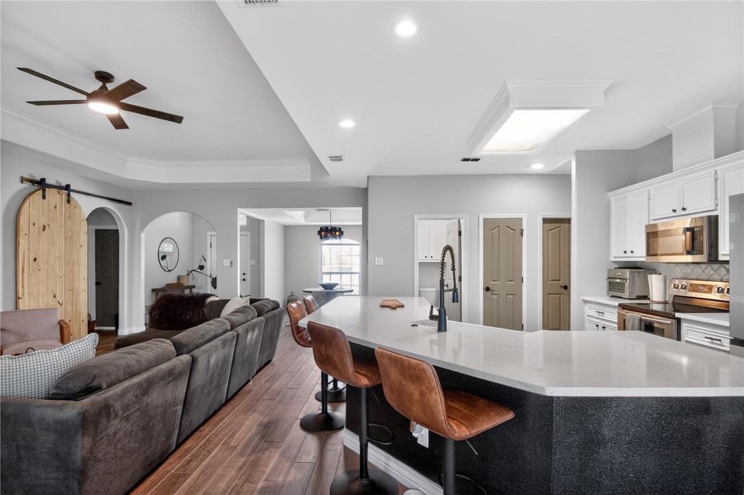 6906 Windy Cove Circle Corpus Christi TX 78414