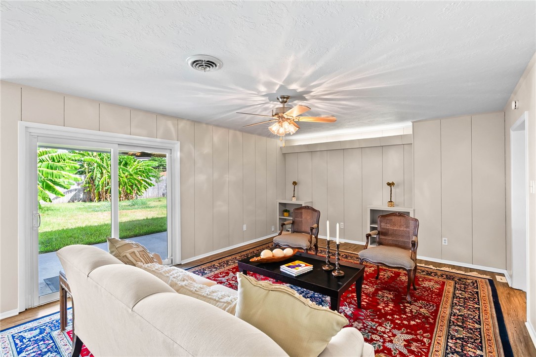 726 Meadowbrook Drive Corpus Christi TX 78412