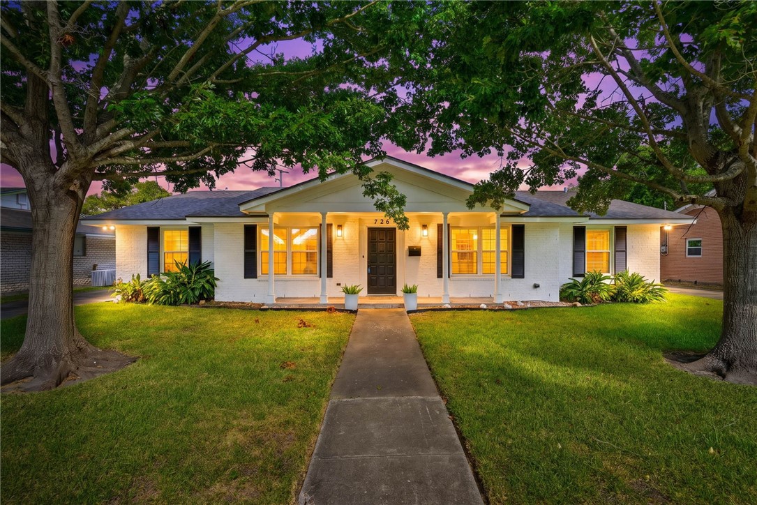 726 Meadowbrook Drive Corpus Christi TX 78412