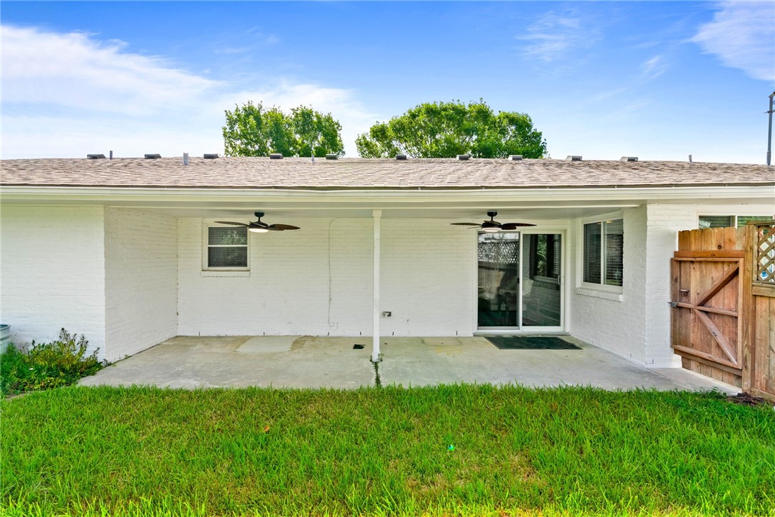 726 Meadowbrook Drive Corpus Christi TX 78412