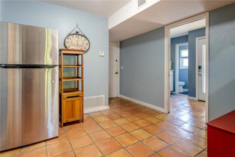 321 Bayshore Drive Corpus Christi TX 78412