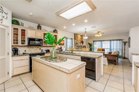 6152 Saint Denis Street Corpus Christi TX 78414