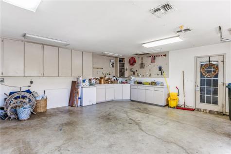 6152 Saint Denis Street Corpus Christi TX 78414