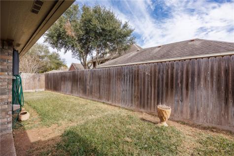 6152 Saint Denis Street Corpus Christi TX 78414