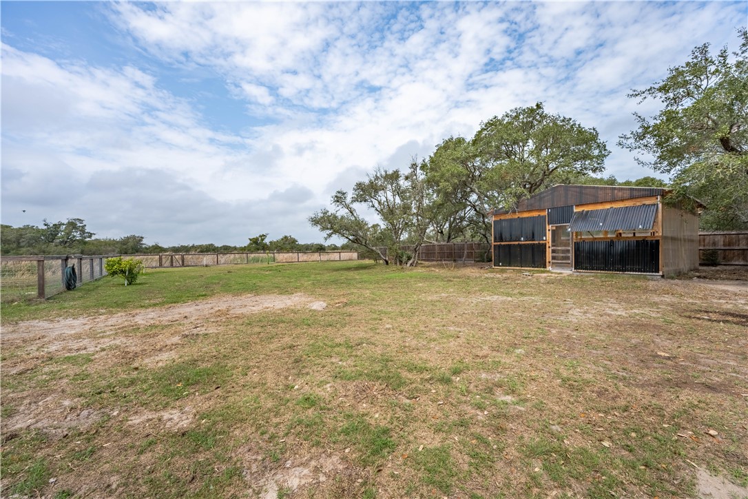 1511 Monkey Road Rockport TX 78382