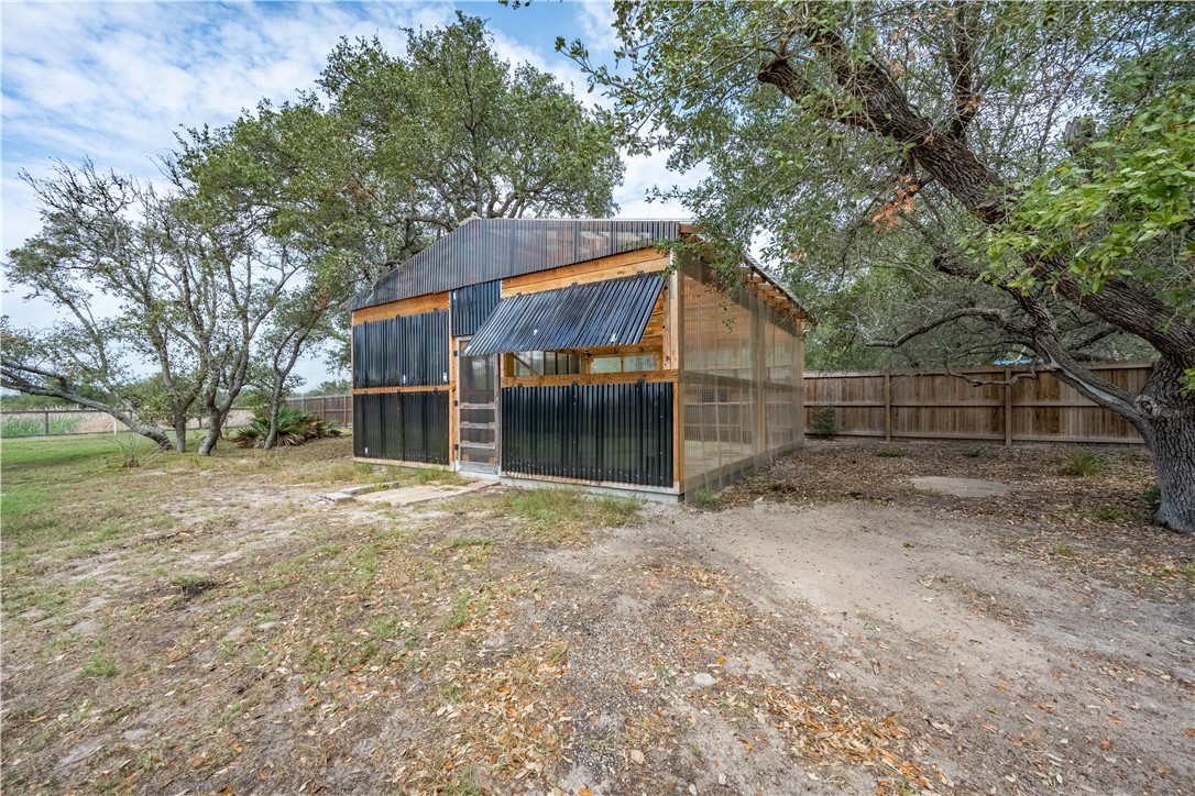 1511 Monkey Road Rockport TX 78382