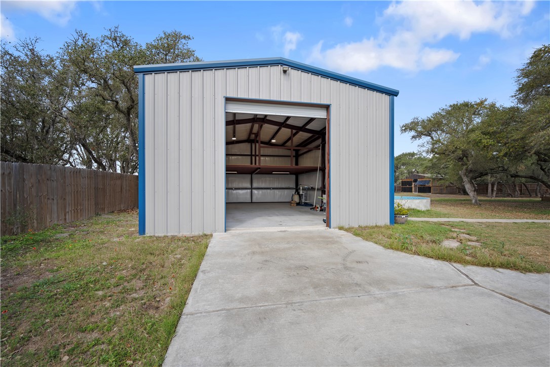 1511 Monkey Road Rockport TX 78382