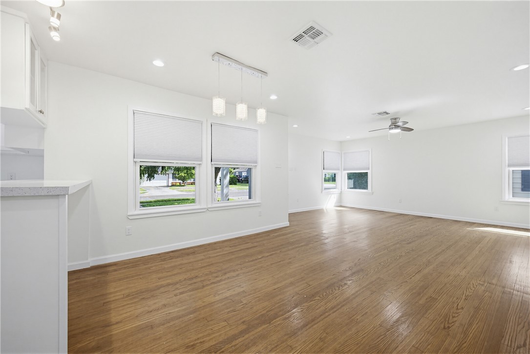 425 Naples Street Corpus Christi TX 78404