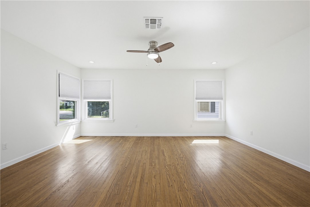425 Naples Street Corpus Christi TX 78404