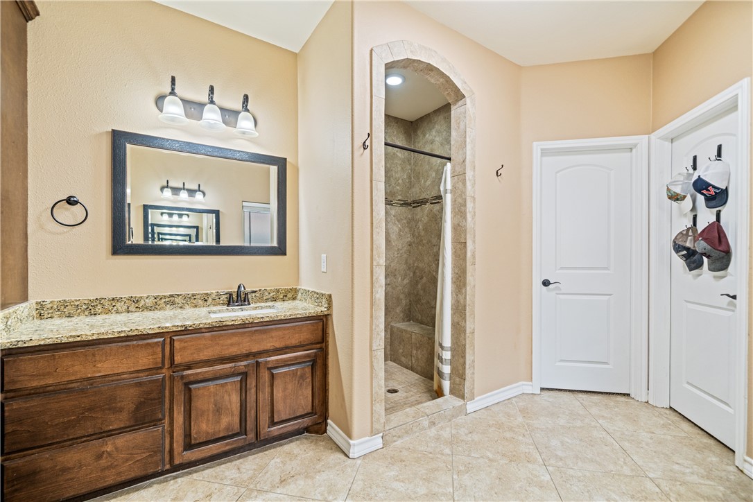 7514 E Lake Drive Corpus Christi TX 78414