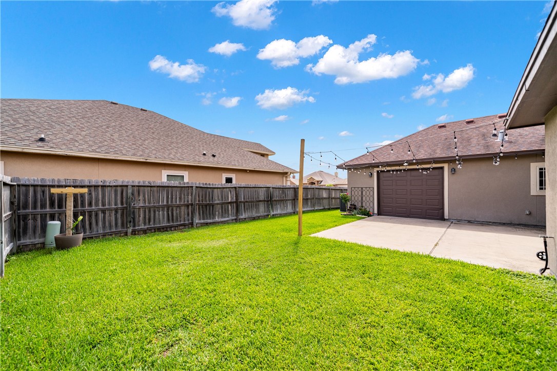 7514 E Lake Drive Corpus Christi TX 78414
