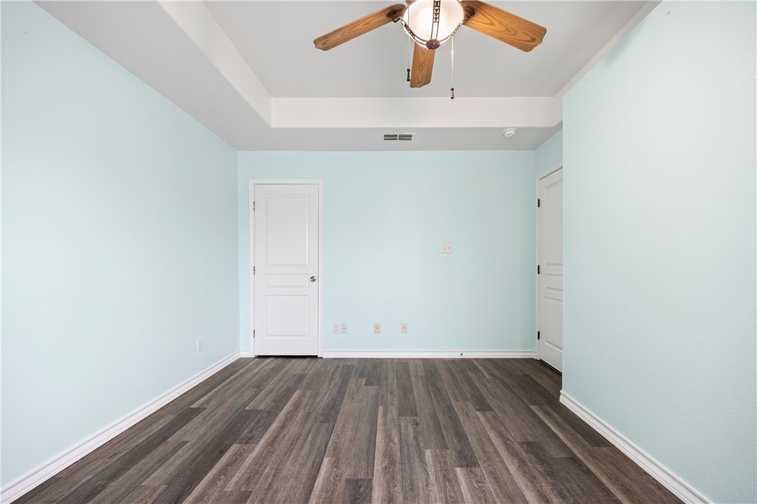 4033 Laguna Shores Corpus Christi TX 78418