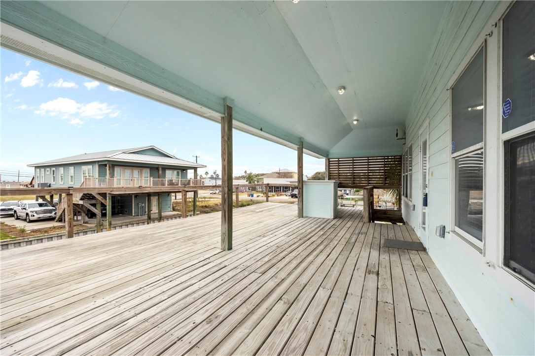 4033 Laguna Shores Corpus Christi TX 78418