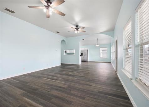 4033 Laguna Shores Corpus Christi TX 78418