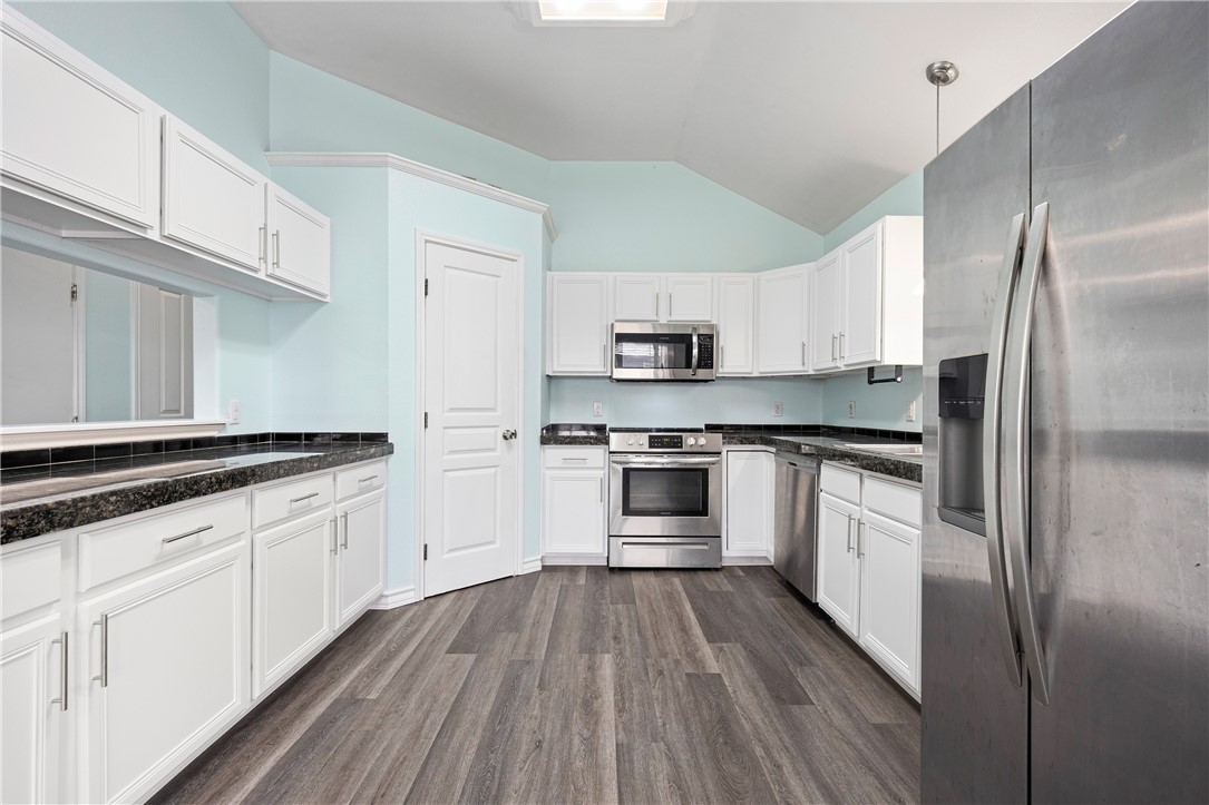 4033 Laguna Shores Corpus Christi TX 78418