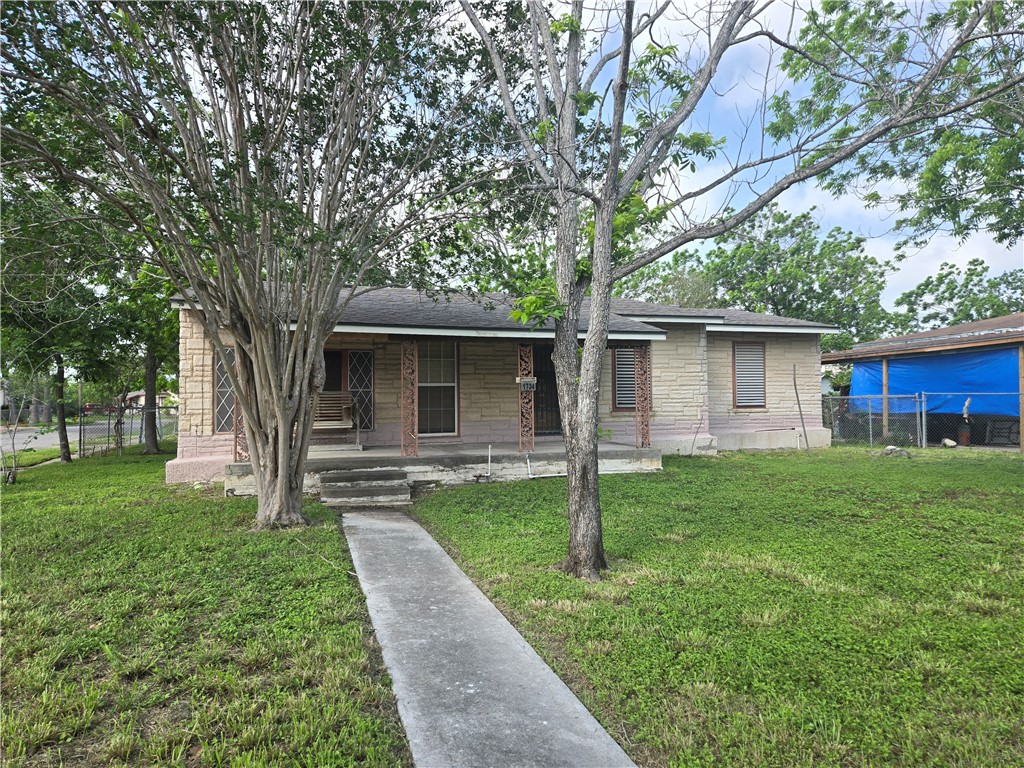 1734 Trenton Drive Corpus Christi TX 78404