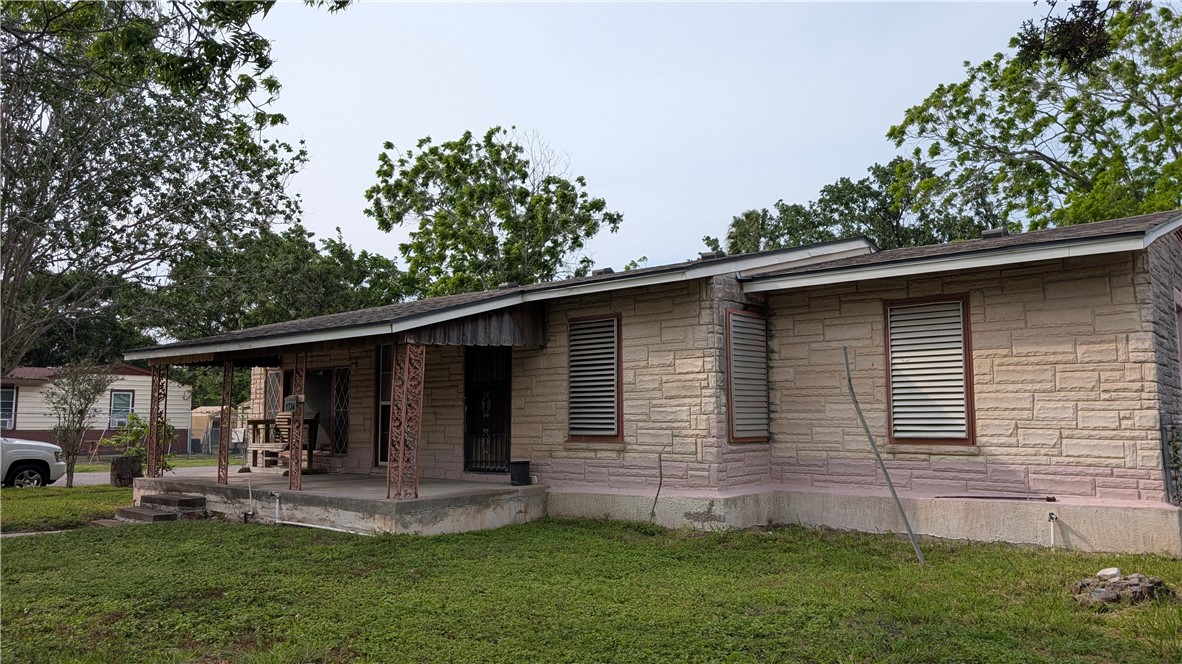 1734 Trenton Drive Corpus Christi TX 78404