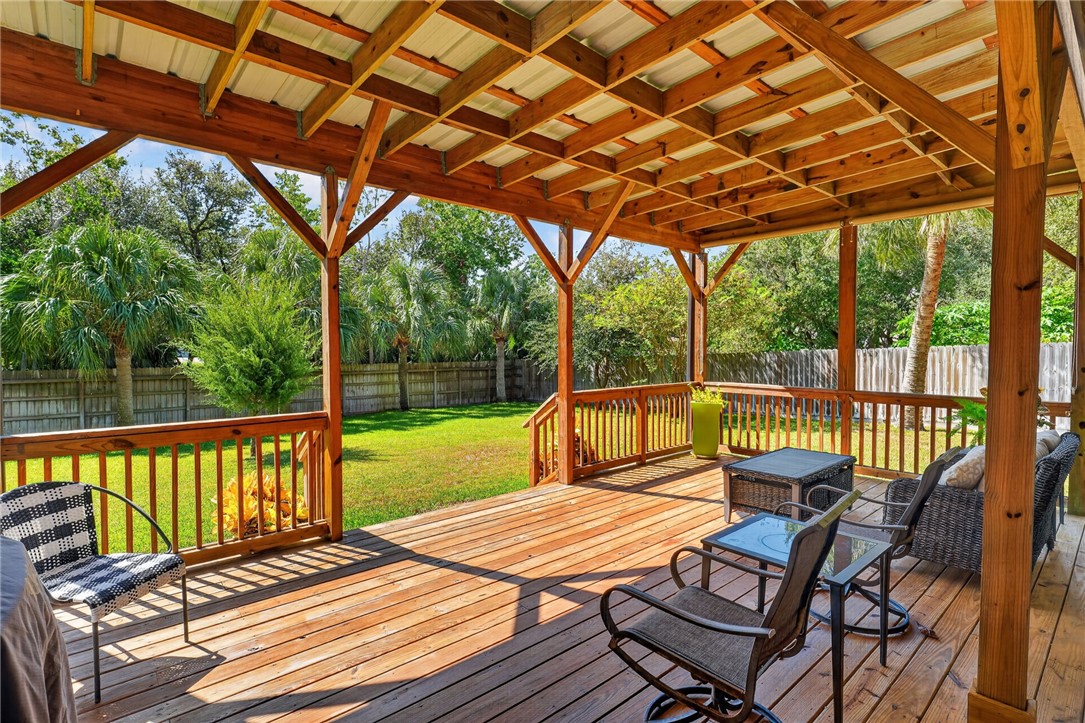 3103 Traylor Boulevard Rockport TX 78382