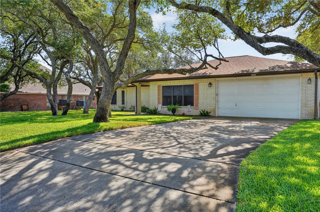 3103 Traylor Boulevard Rockport TX 78382