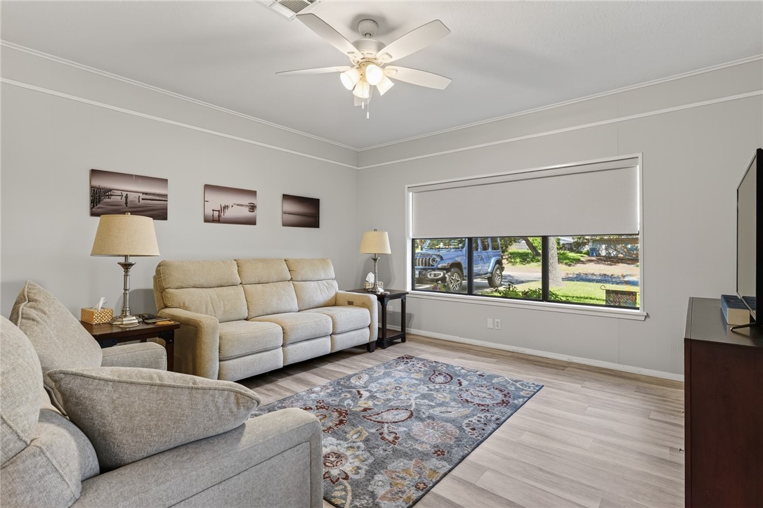 3103 Traylor Boulevard Rockport TX 78382