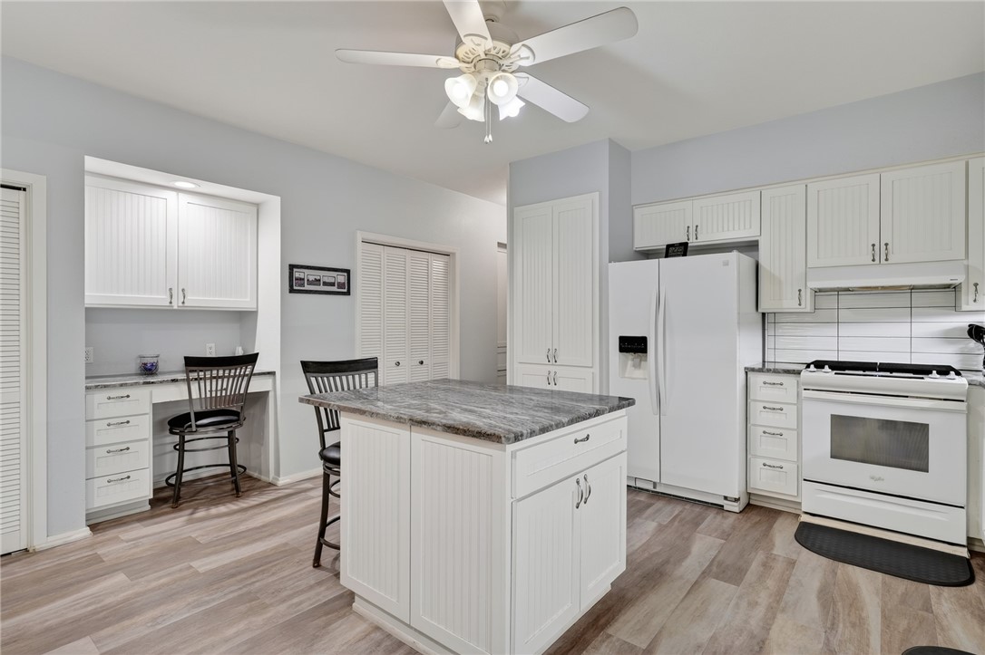3103 Traylor Boulevard Rockport TX 78382