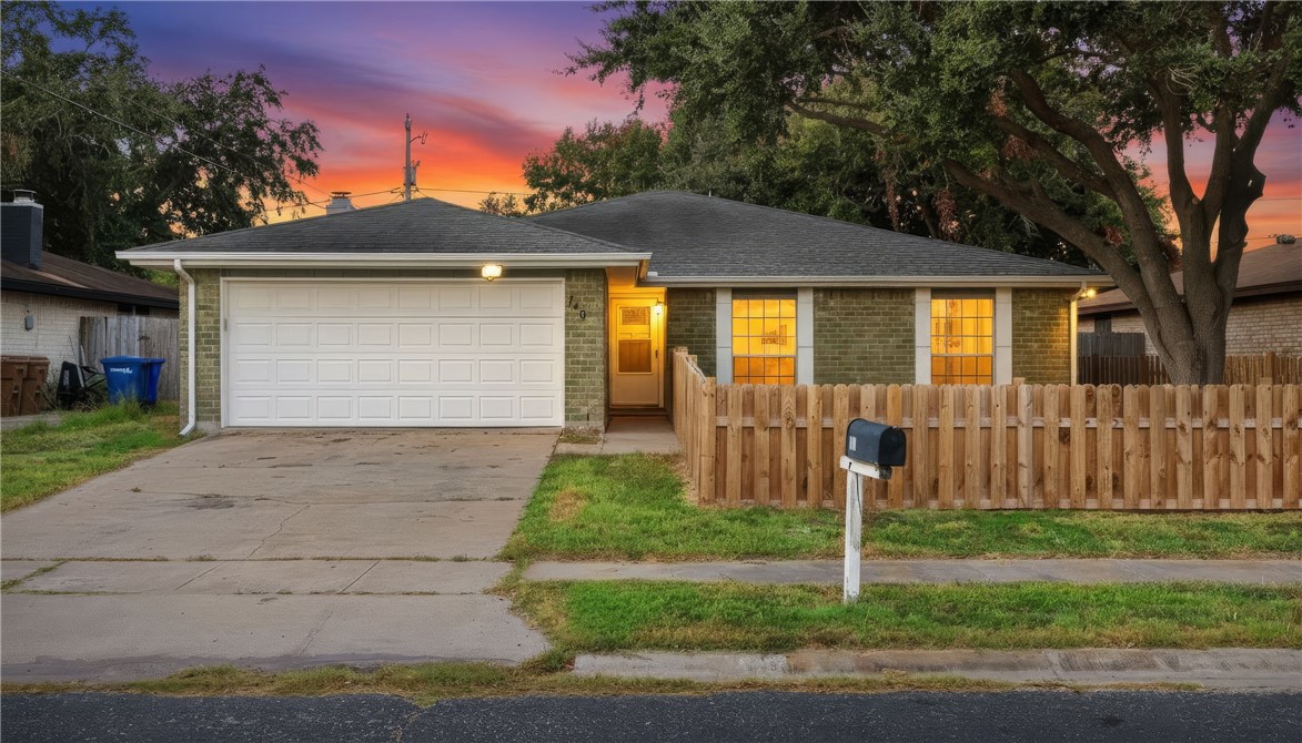 749 Alhambra Drive Corpus Christi TX 78418