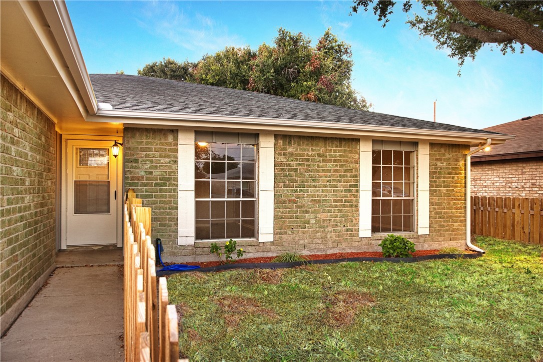 749 Alhambra Drive Corpus Christi TX 78418