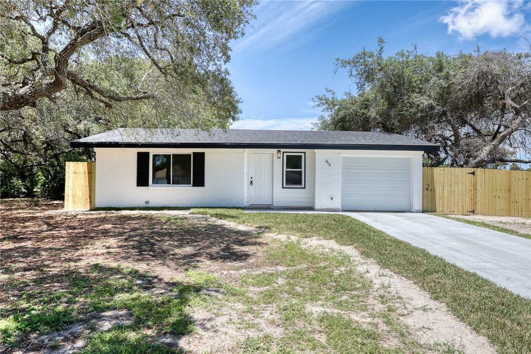 612 S 9th Street Aransas Pass TX 78336