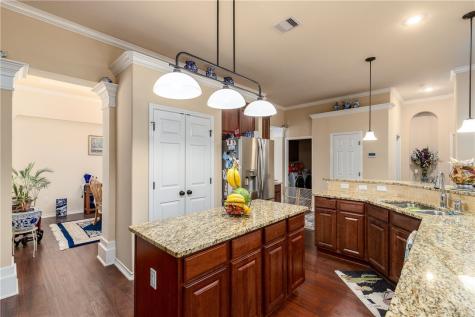 305 Hogan Portland TX 78374