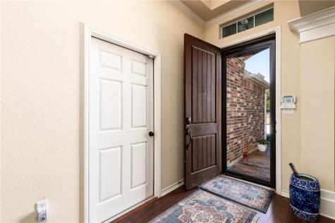 305 Hogan Portland TX 78374