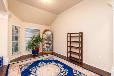 305 Hogan Portland TX 78374