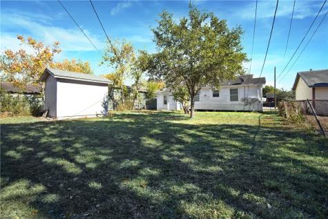 4533 W Nesbitt Drive Corpus Christi TX 78415