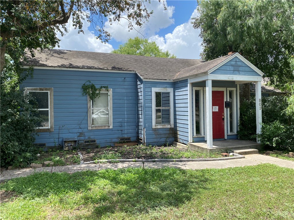 803 E Ragland Avenue Kingsville TX 78363